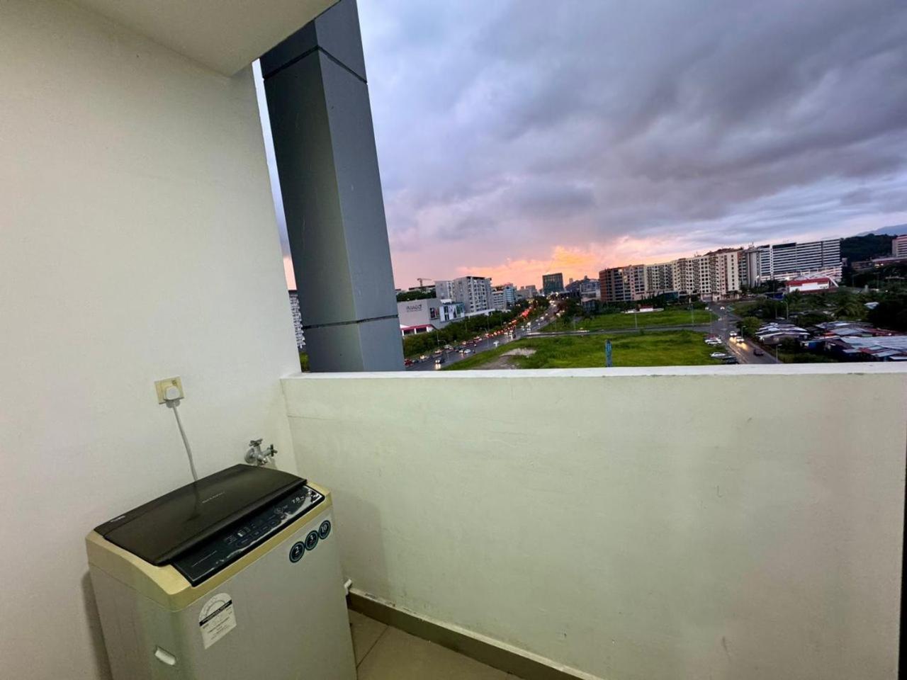 Sa Sutera Avenue Homestay Opposite Imago Kk 亞庇 外观 照片